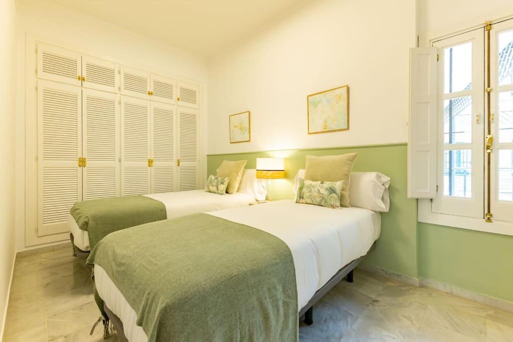Conde Ibarra Deluxe By Valcambre Apartment Seville Exterior photo