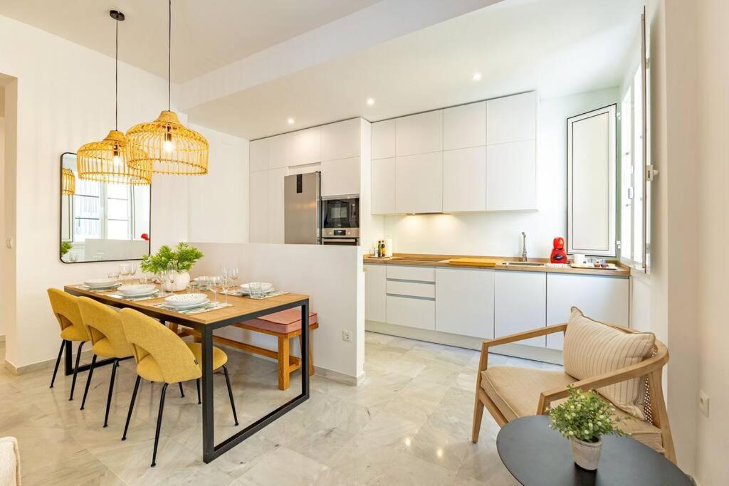 Conde Ibarra Deluxe By Valcambre Apartment Seville Exterior photo